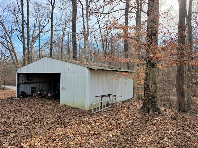 8977 Old Haggard Road, Morgantown, IN 46160