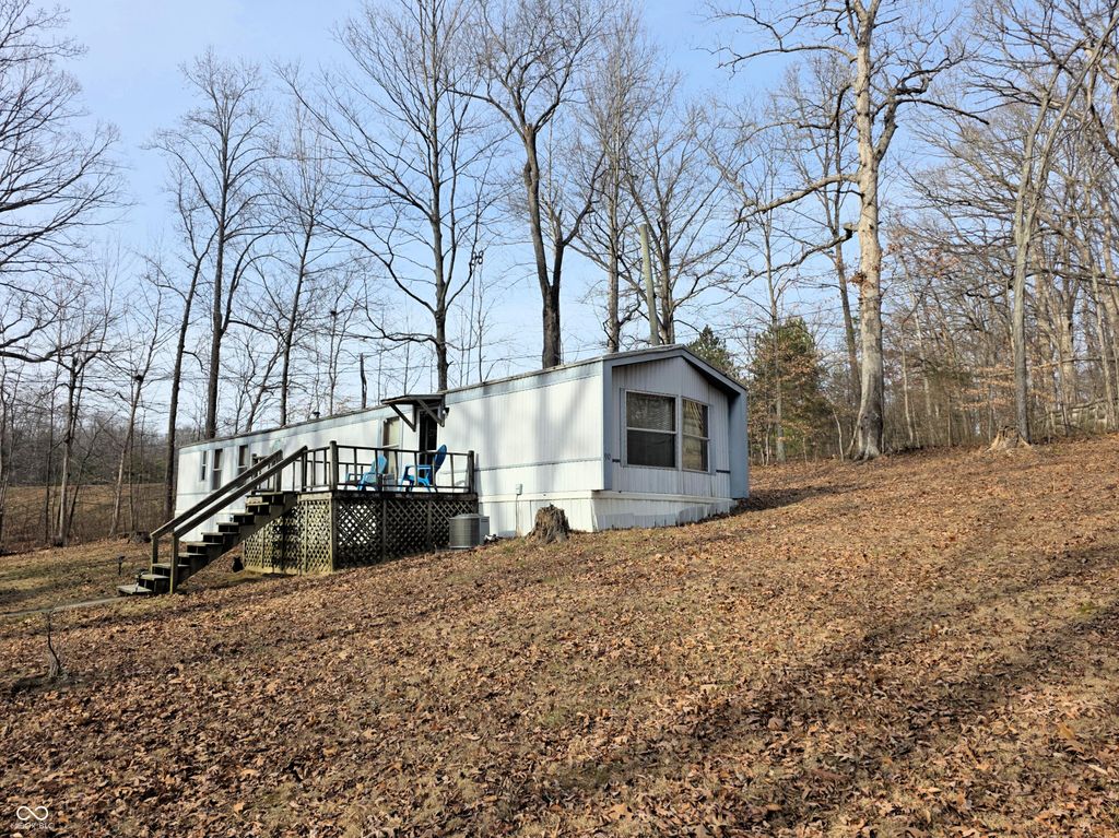 8977 Old Haggard Road, Morgantown, IN 46160