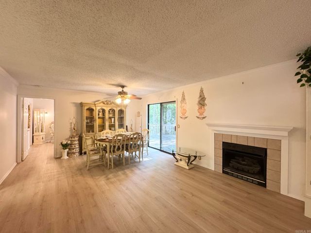 1 MANO WAY, Hot Springs Village, AR 71909