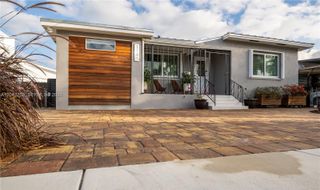 1745 SW 11th Ter 1745, Miami, FL 33135