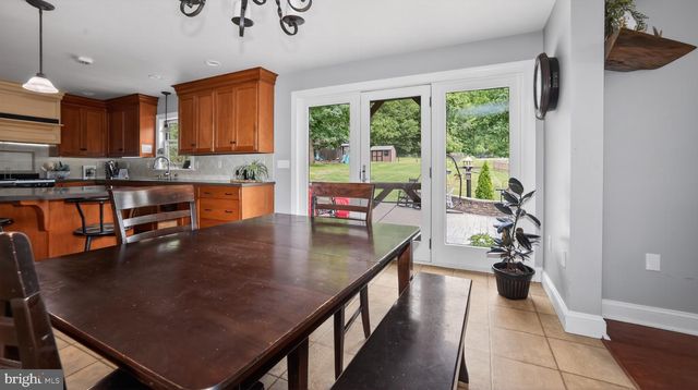 5325-L HAMMOND RD, New Holland, PA 17557