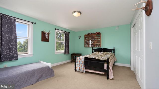 5325-L HAMMOND RD, New Holland, PA 17557