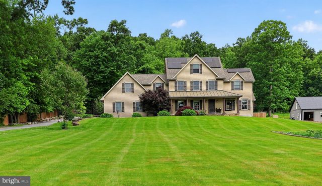 5325-L HAMMOND RD, New Holland, PA 17557