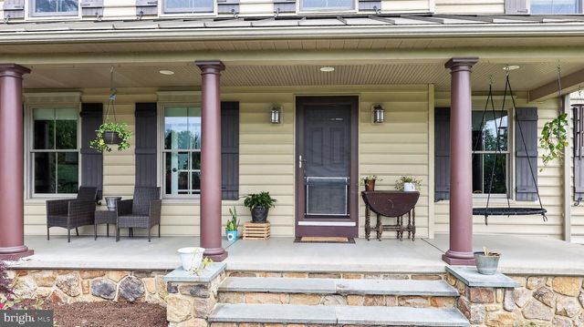 5325-L HAMMOND RD, New Holland, PA 17557
