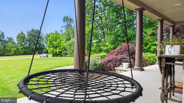 5325-L HAMMOND RD, New Holland, PA 17557
