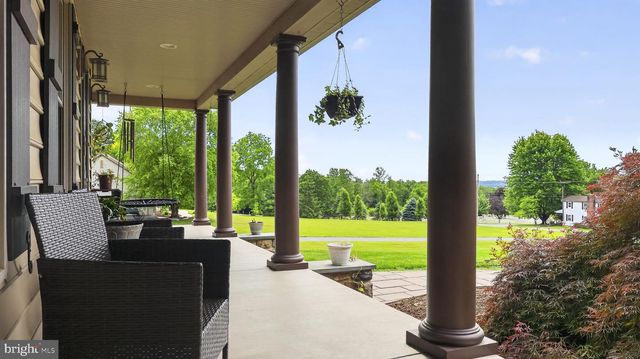 5325-L HAMMOND RD, New Holland, PA 17557
