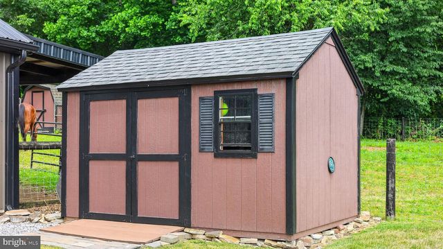 5325-L HAMMOND RD, New Holland, PA 17557
