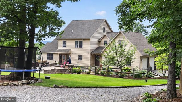 5325-L HAMMOND RD, New Holland, PA 17557