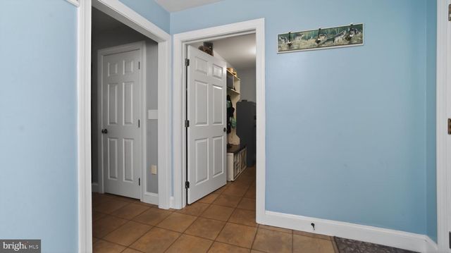 5325-L HAMMOND RD, New Holland, PA 17557