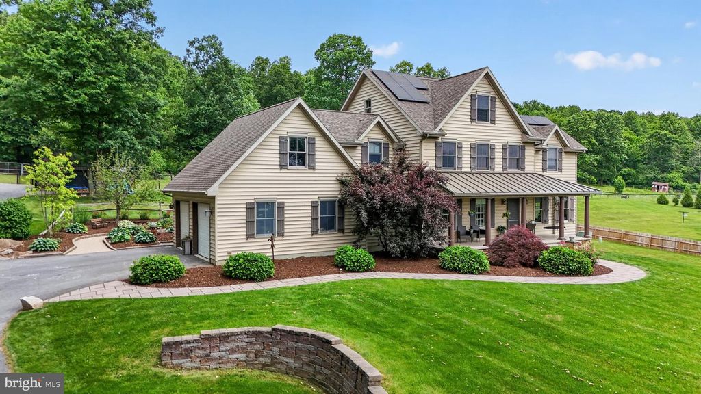 5325-L HAMMOND RD, New Holland, PA 17557