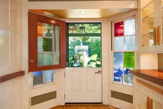 195 Parkwood Avenue, Pasadena, CA 91107