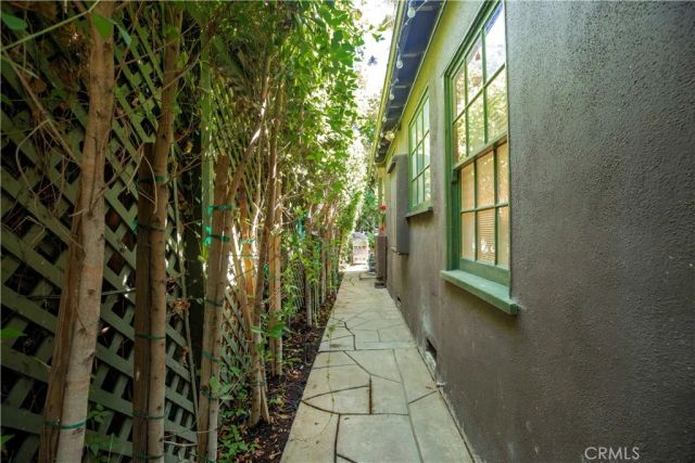 195 Parkwood Avenue, Pasadena, CA 91107