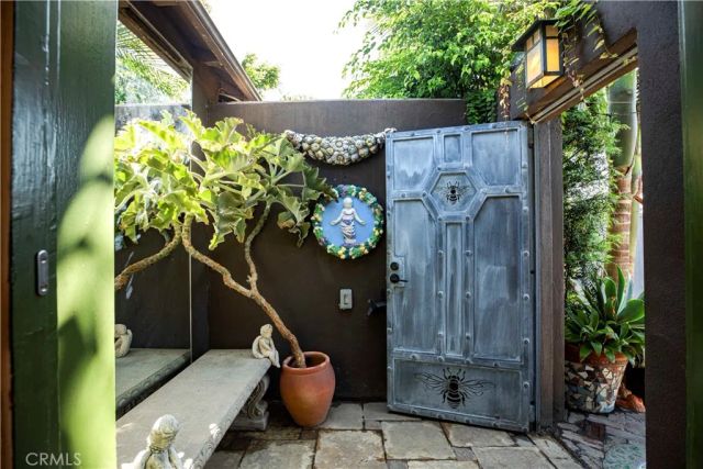 195 Parkwood Avenue, Pasadena, CA 91107