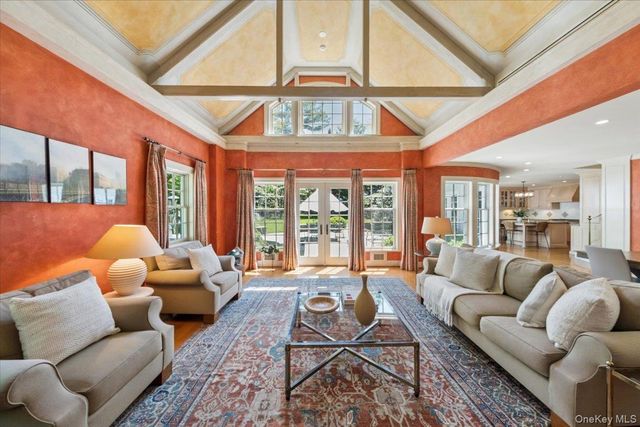 14 Bonnie Briar Lane, Larchmont, NY 10538