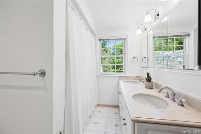 14 Bonnie Briar Lane, Larchmont, NY 10538