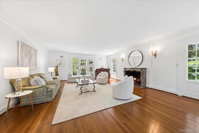 14 Bonnie Briar Lane, Larchmont, NY 10538