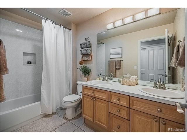 1000 Cochetopa Dr, Larkspur, CO 80118