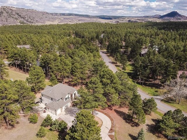 1000 Cochetopa Dr, Larkspur, CO 80118