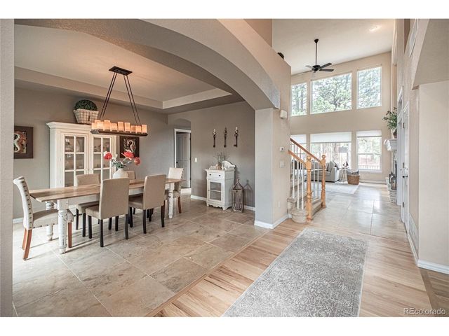 1000 Cochetopa Dr, Larkspur, CO 80118