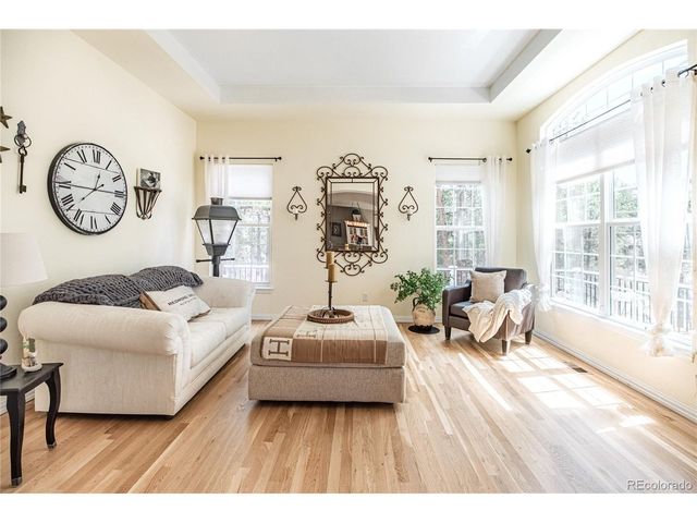 1000 Cochetopa Dr, Larkspur, CO 80118