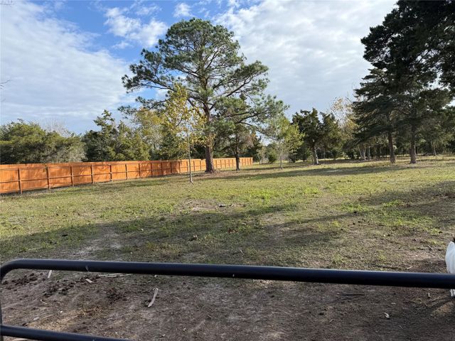 6407 Avenue O, Santa Fe, TX 77510