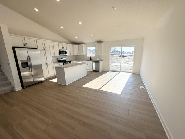 1924 Ironwood Drive, Carver, MN 55315