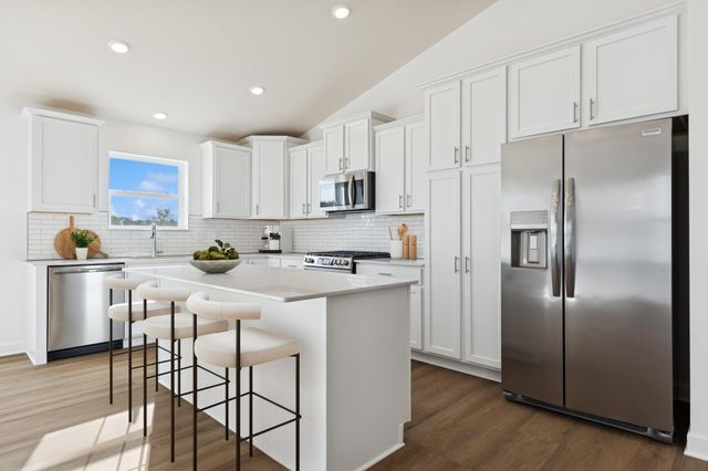 1924 Ironwood Drive, Carver, MN 55315