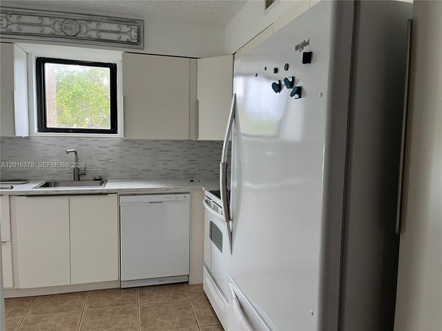 3300 NE 192nd St 206, Aventura, FL 33180