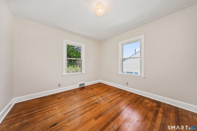 53 Glenview Avenue, Waterbury, CT 06708