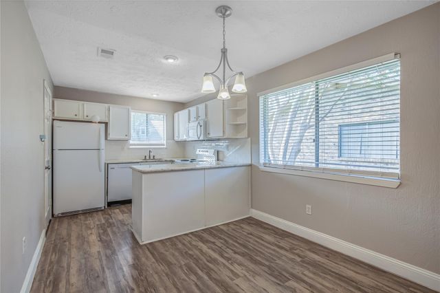 1522 Ramada Drive, Houston, TX 77062