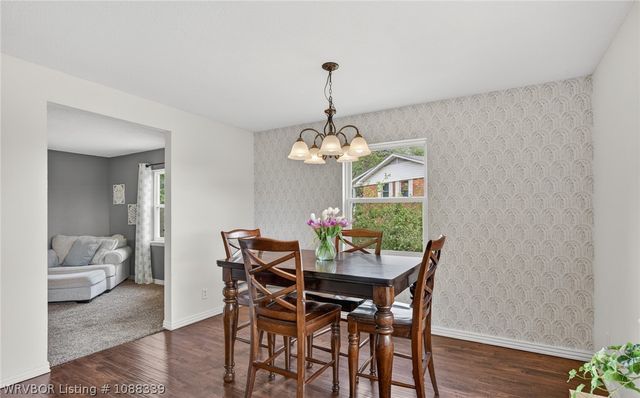 812 N 8th Street, Van Buren, AR 72956