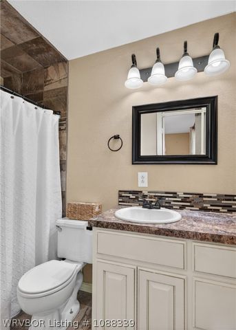 812 N 8th Street, Van Buren, AR 72956