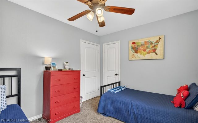 812 N 8th Street, Van Buren, AR 72956