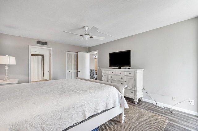 6000 NW 2nd Avenue 338, Boca Raton, FL 33487