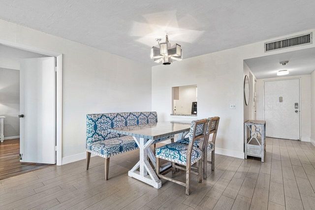 6000 NW 2nd Avenue 338, Boca Raton, FL 33487