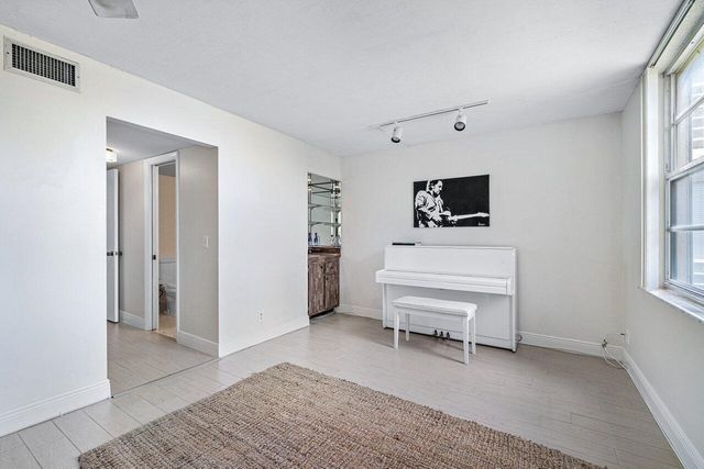 6000 NW 2nd Avenue 338, Boca Raton, FL 33487