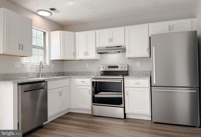 4 CHINABERRY LN, Indian Head, MD 20640