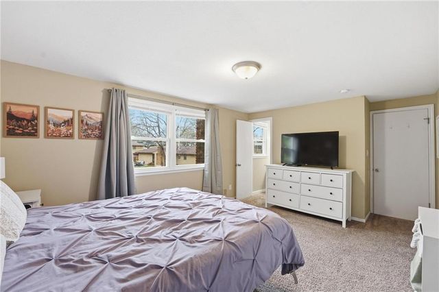 7620 E 100th Street, Kansas City, MO 64134