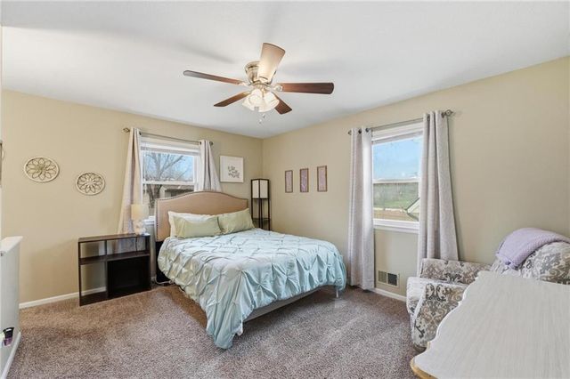 7620 E 100th Street, Kansas City, MO 64134