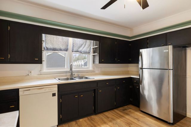 506 Oakwood Dr, Lawrenceburg, TN 38464