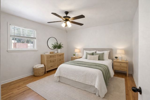 506 Oakwood Dr, Lawrenceburg, TN 38464