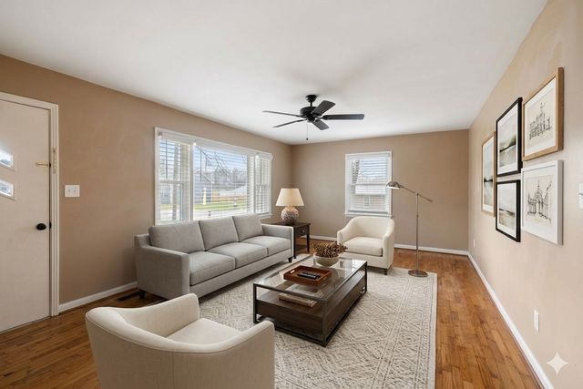 506 Oakwood Dr, Lawrenceburg, TN 38464