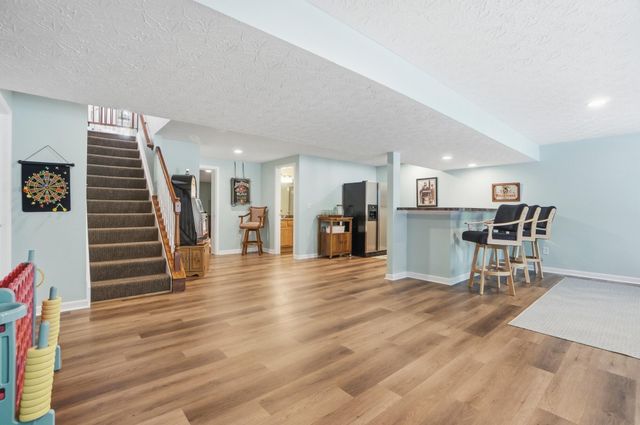 2130 Blankenbecker Drive, Florence, KY 41042