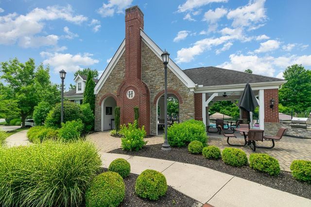 2130 Blankenbecker Drive, Florence, KY 41042