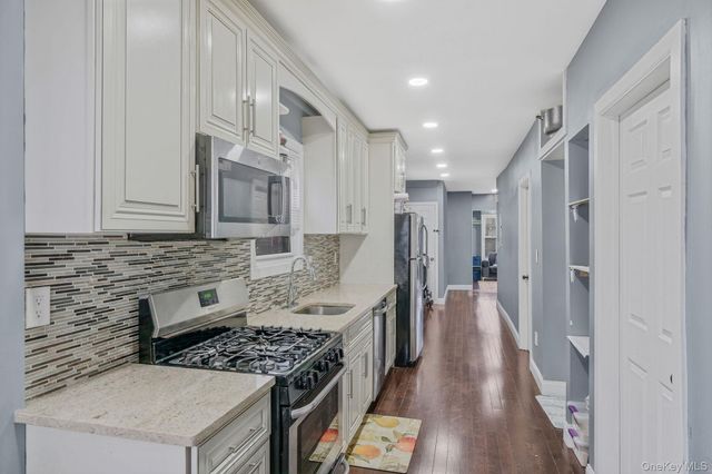 10119 Lefferts Boulevard, Richmond Hill, NY 11419