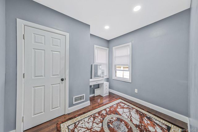 10119 Lefferts Boulevard, Richmond Hill, NY 11419