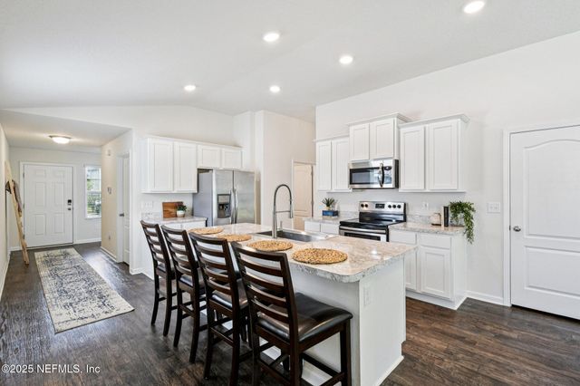 2870 BUCK CREEK Place, Green Cove Springs, FL 32043