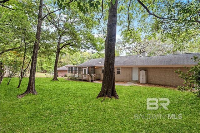 9 Pope Court, Fairhope, AL 36532