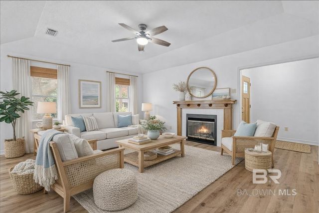 9 Pope Court, Fairhope, AL 36532