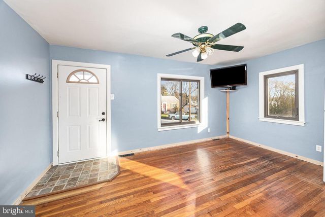 6341 SOMERSET ST, Harrisburg, PA 17111